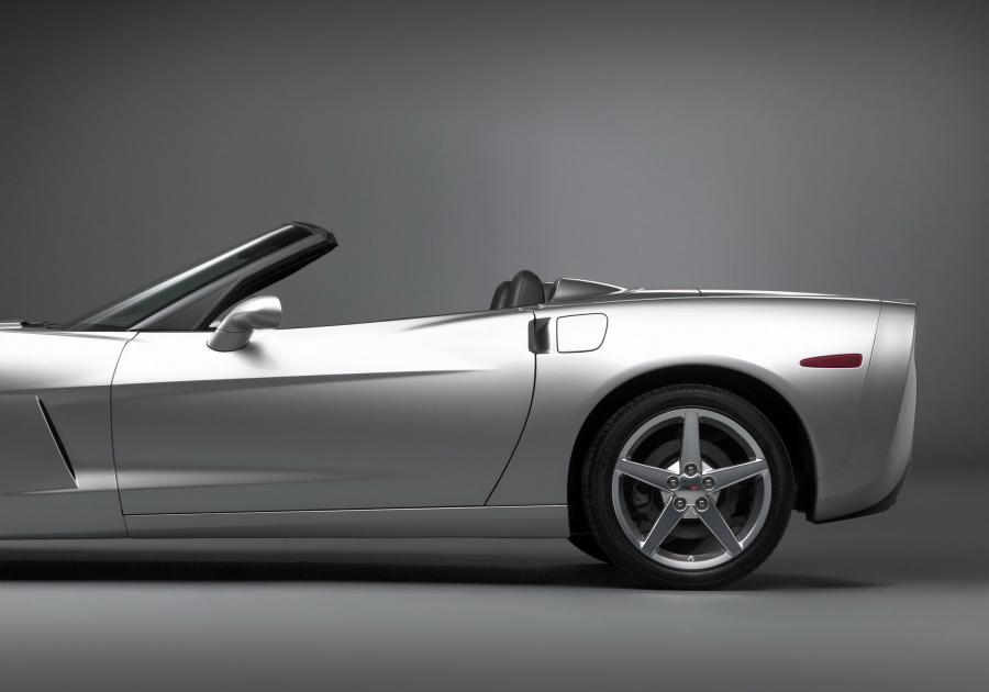  Chevrolet Corvette Convertible 2005 года  (фото 92 из 179)